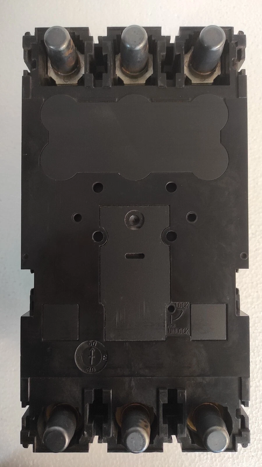 admin/uploads/uploads/terasaki tembreak xs400 pole circuit breaker_7.webp